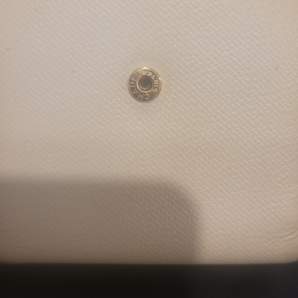 Chanel Bifold Wallet - Picture 4 of 9